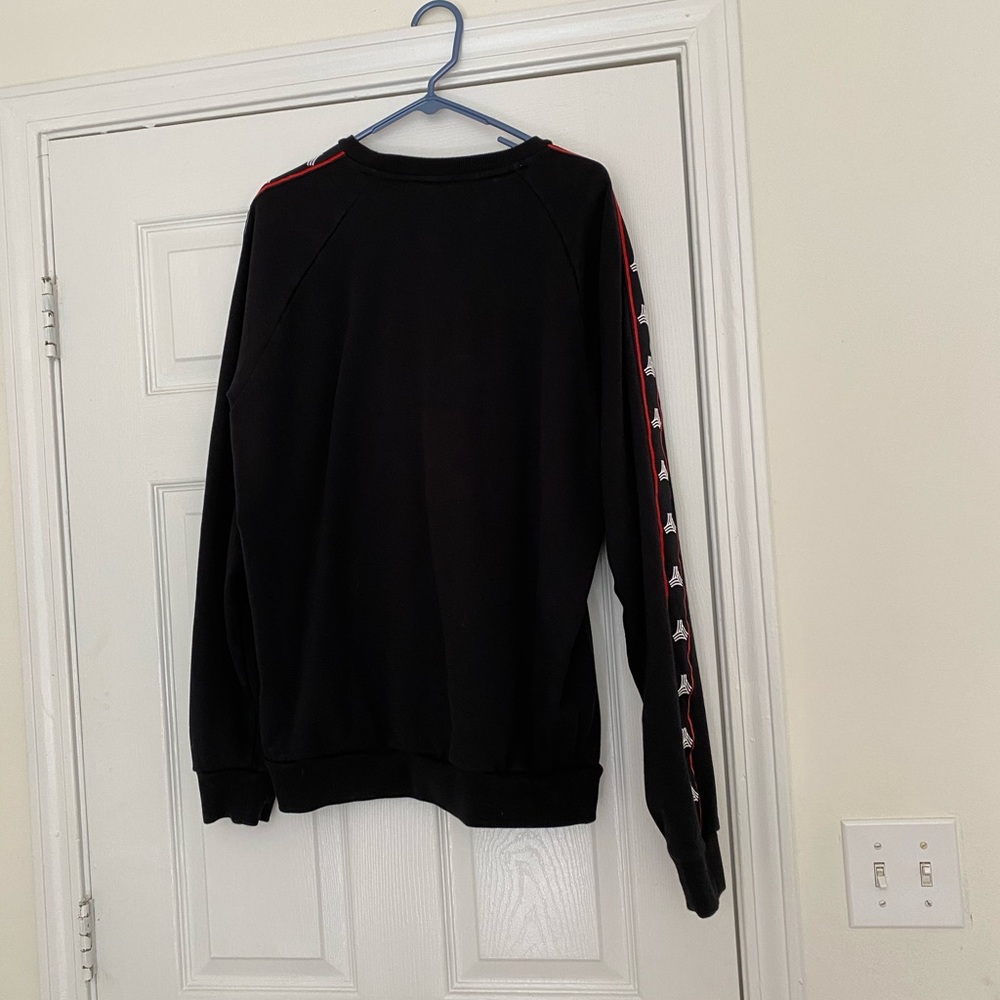 Sweater - Picture 5 of 5